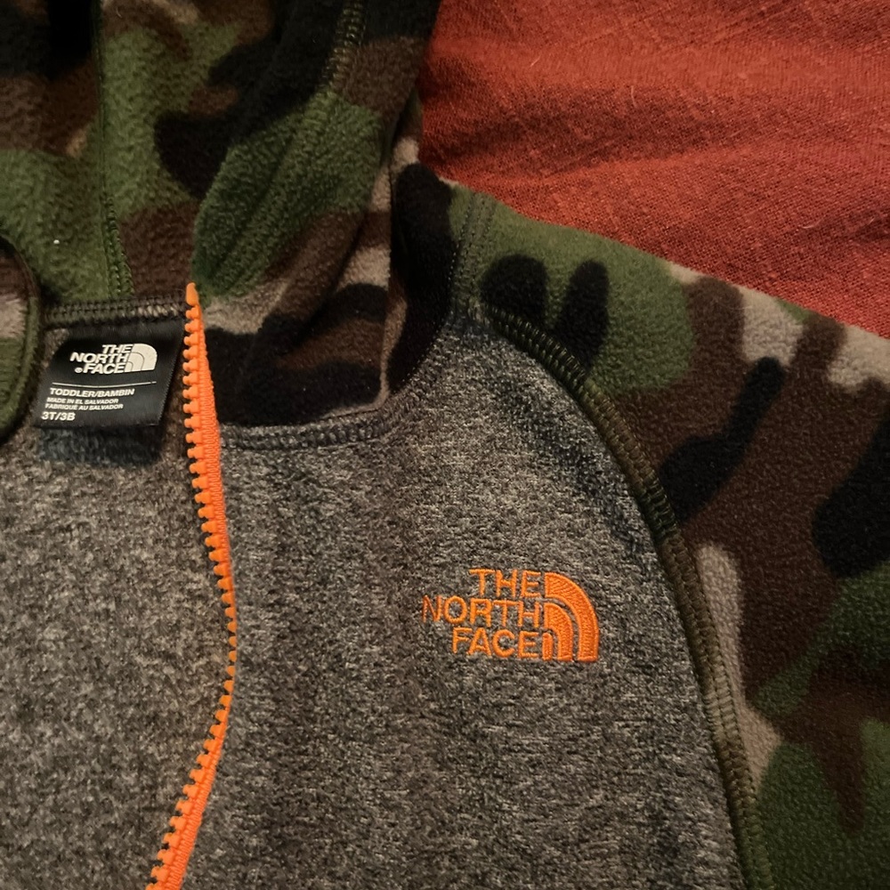 The North Face fleece zip up 3t - Picture 3 of 5